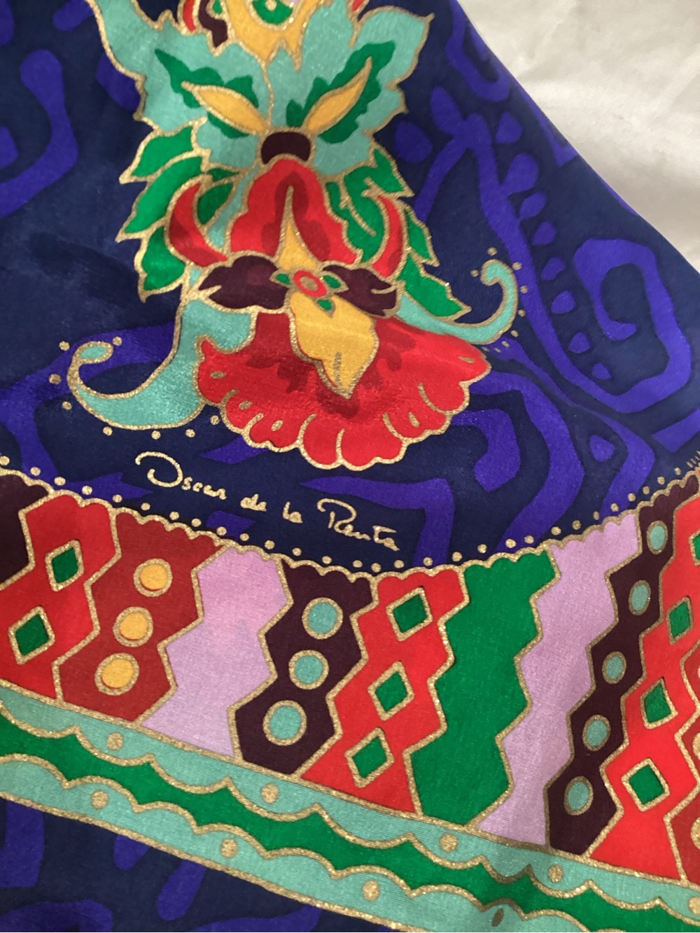 VTG Oscar de la Renta Silk Scarf in MIXED Vibrant colors